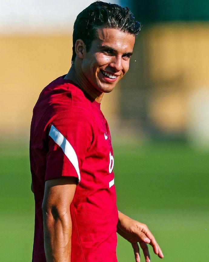 ريالمدريدومانشسترسيتيمباشرةمواجهةأسطوريةبينعمالقةالكرةالأوروبية