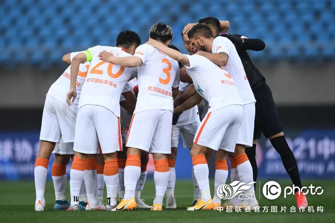 سبورتيلومبارياتاندرويدأفضلتطبيقاتلمشاهدةالمبارياتمجاناً